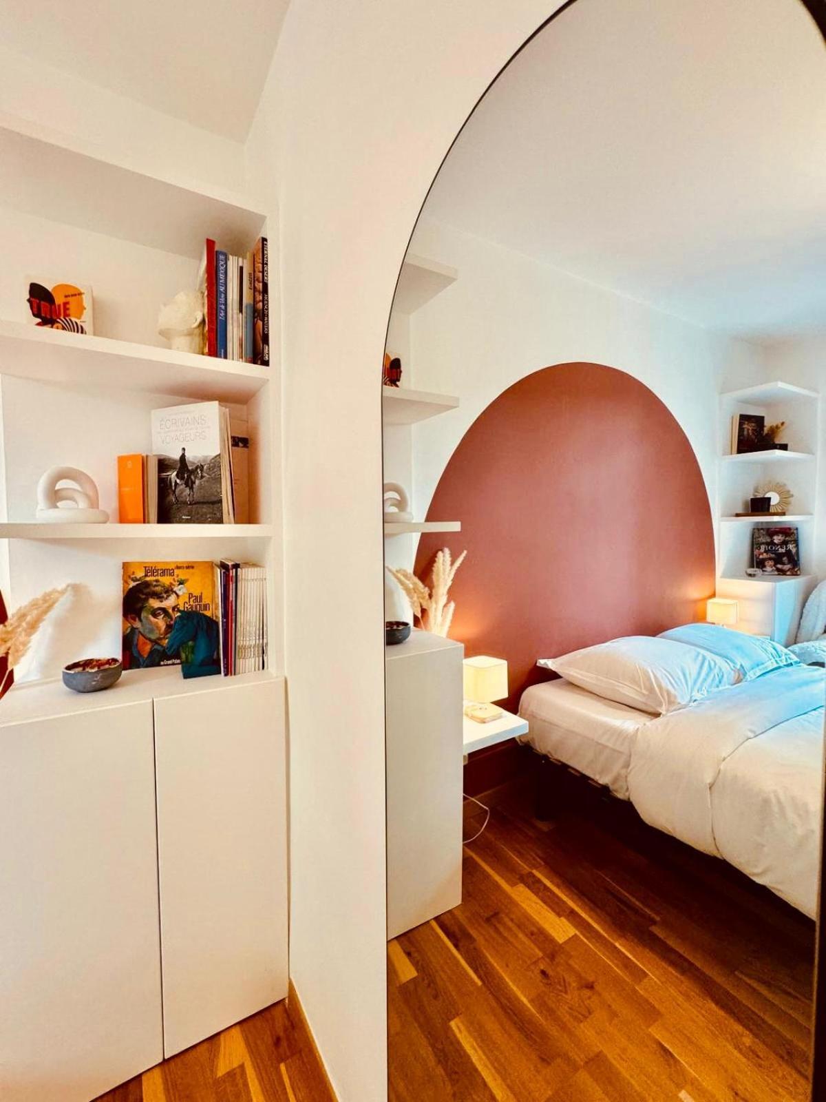 Charmant Appartement Au Coeur De Montmartre! باريس المظهر الخارجي الصورة